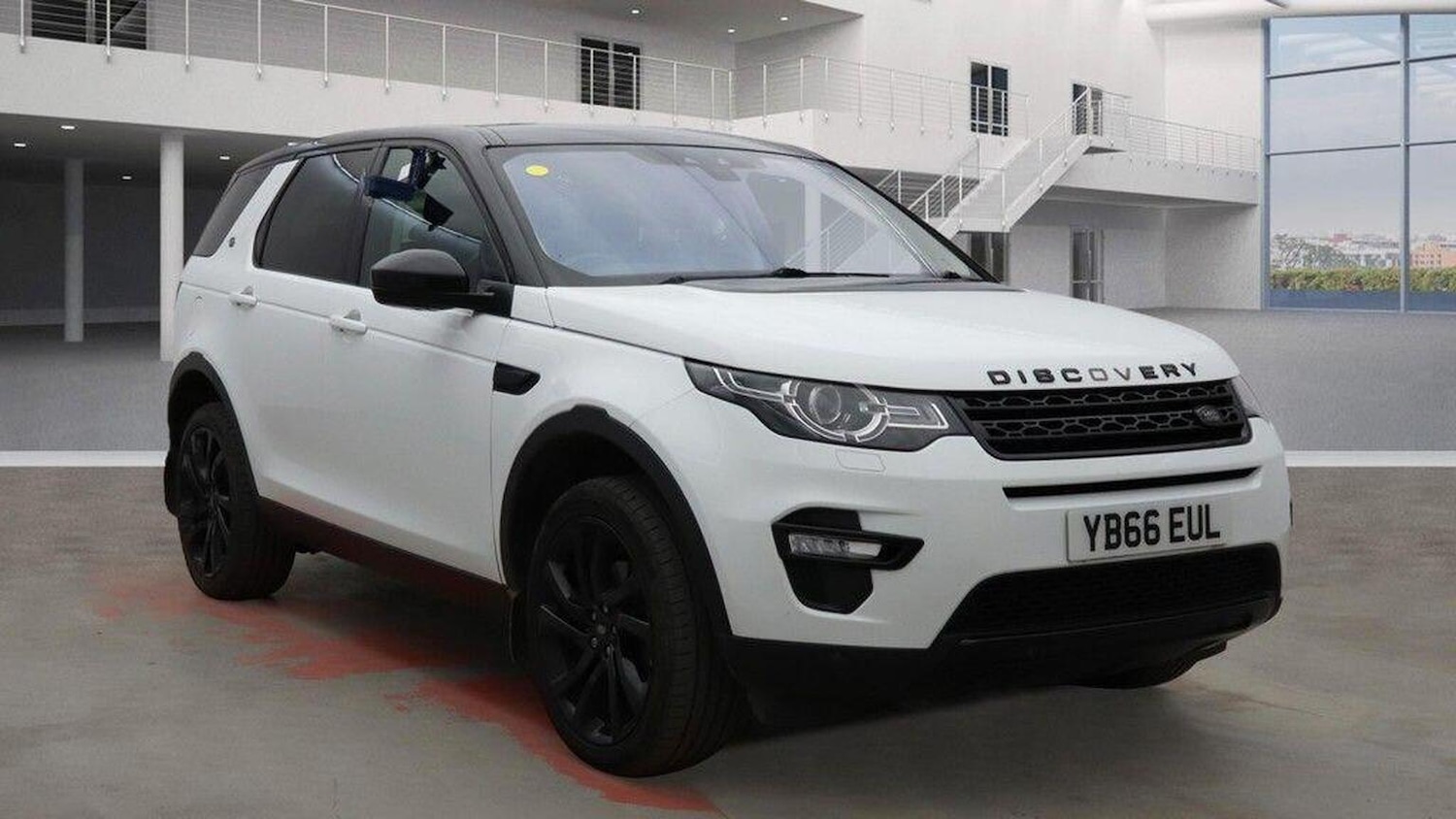 Used Land Rover Discovery Sport 2017 for sale - 76142550: Photo 1