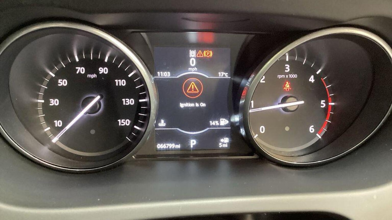 Used Land Rover Discovery Sport 2017 for sale - 76142550: Photo 14