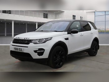 Used Land Rover Discovery Sport 2017 for sale - 76142550: Photo 2