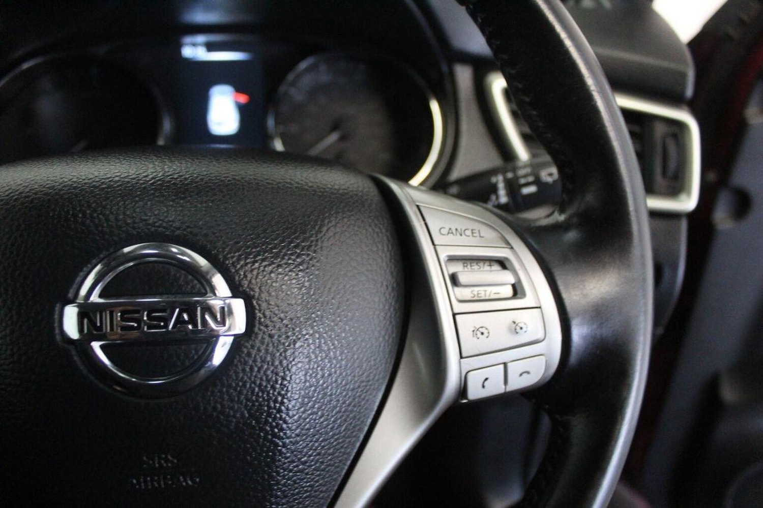 Used Nissan Qashqai 2016 for sale - 77245280: Photo 50