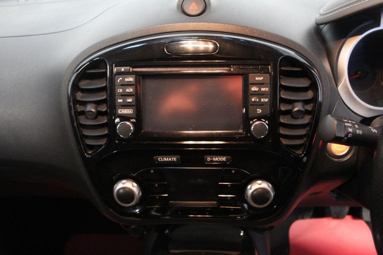 Used Nissan Juke 2015 for sale - 76897032: Photo 30