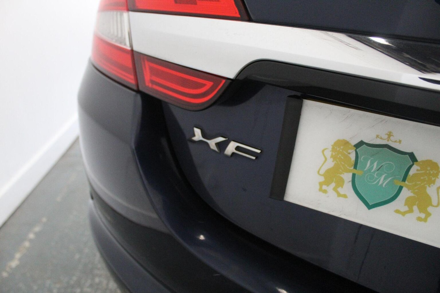 Used Jaguar XF 2015 for sale - 78213547: Photo 17