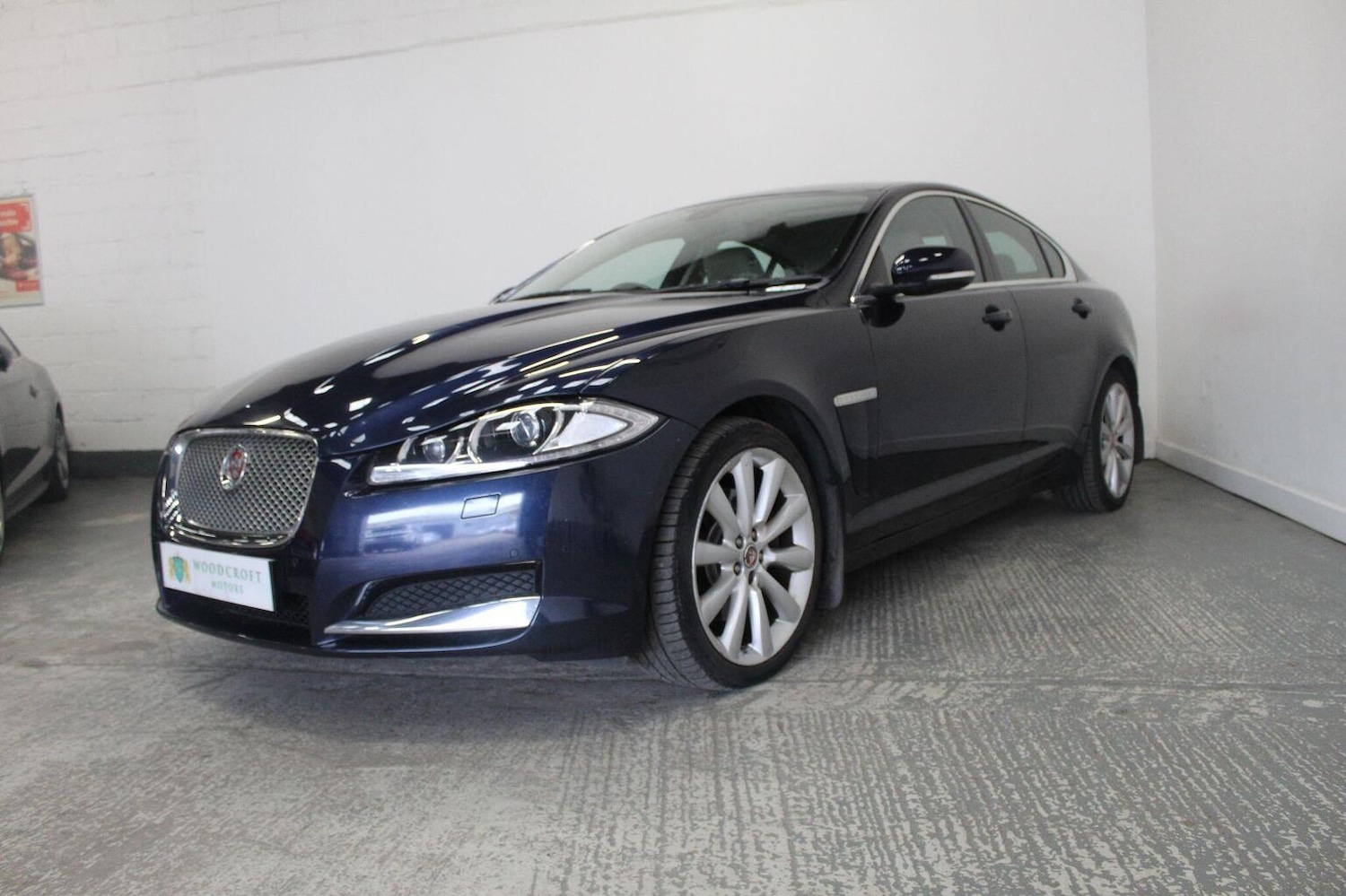 Used Jaguar XF 2015 for sale - 78213547: Photo 2