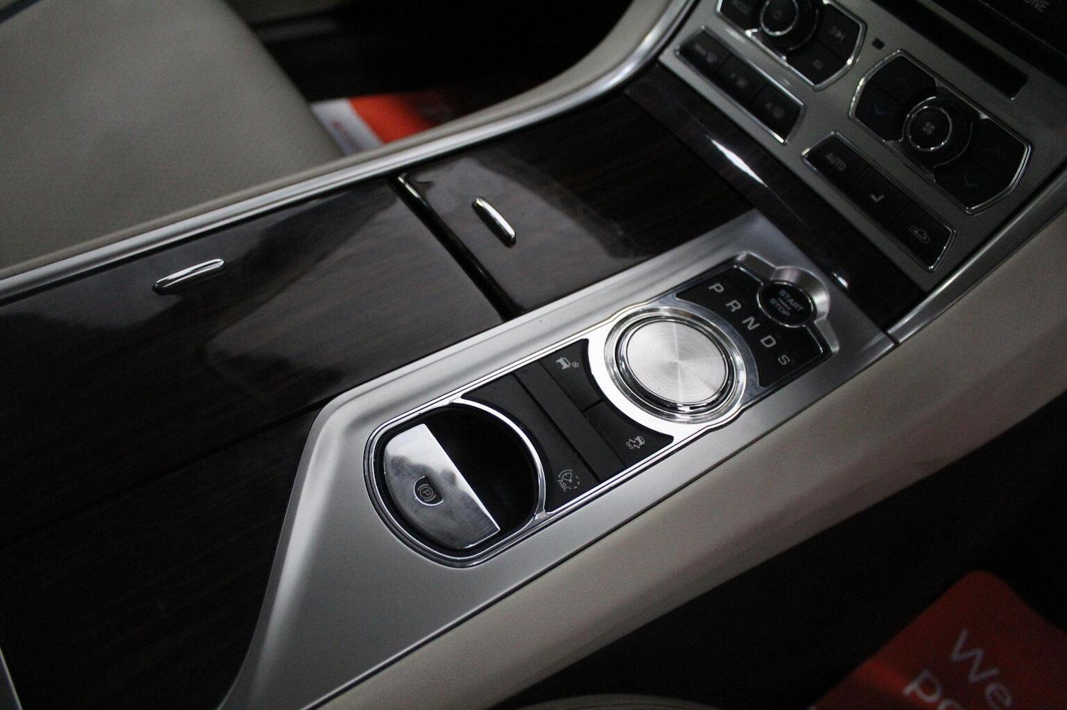 Used Jaguar XF 2015 for sale - 78213547: Photo 39