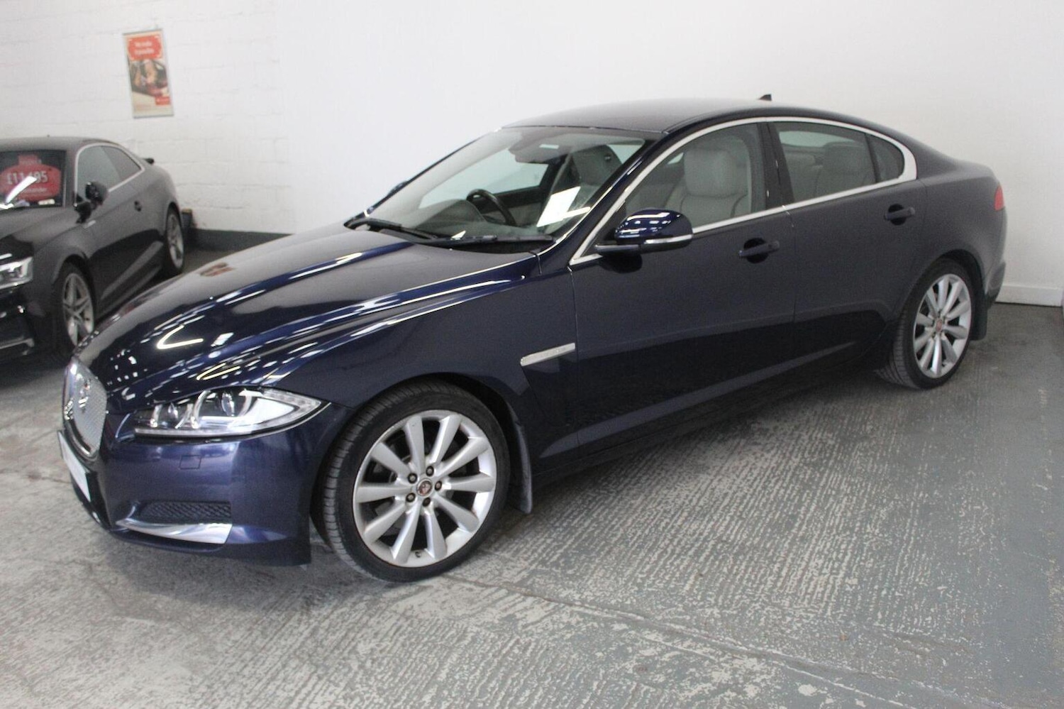 Used Jaguar XF 2015 for sale - 78213547: Photo 5