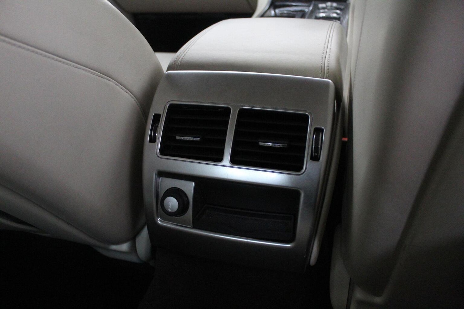 Used Jaguar XF 2015 for sale - 78213547: Photo 51