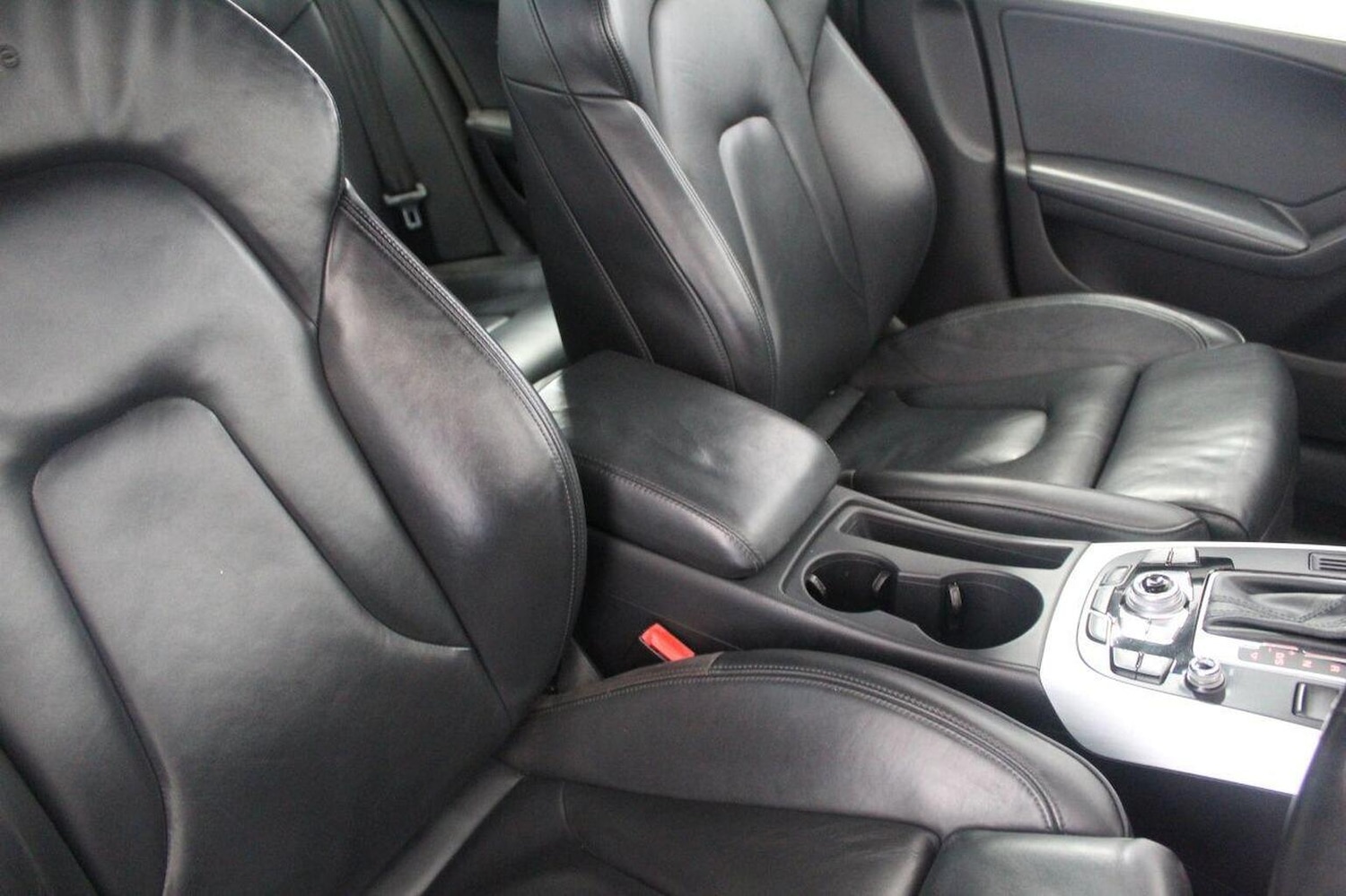 Used Audi A4 2015 for sale - 77937942: Photo 45