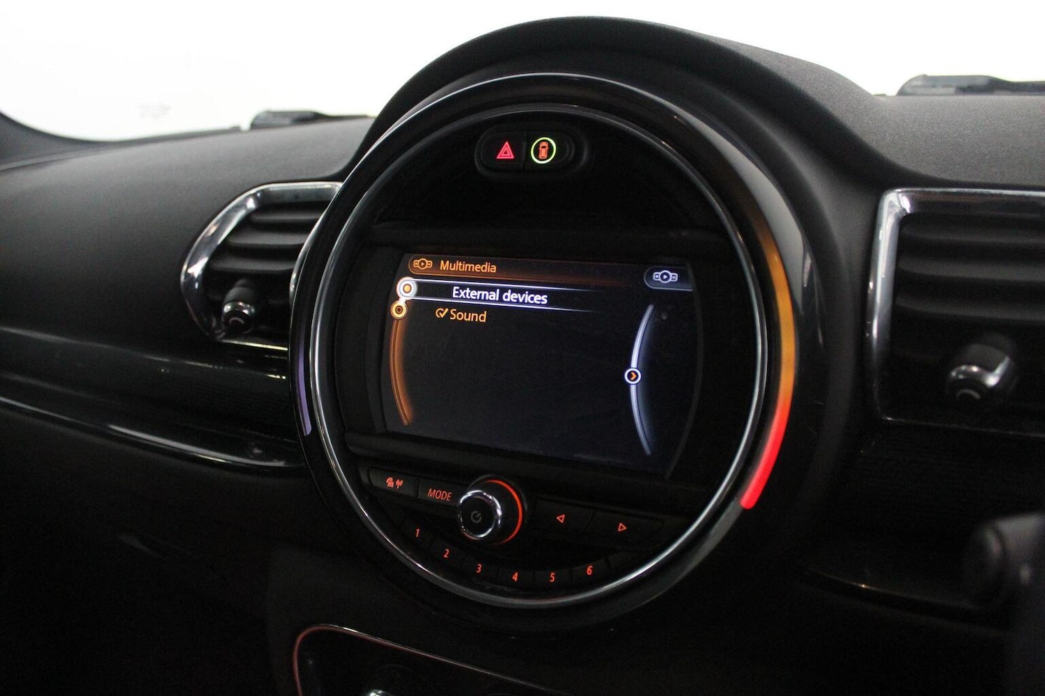 Used MINI Clubman 2015 for sale - 77938031: Photo 34