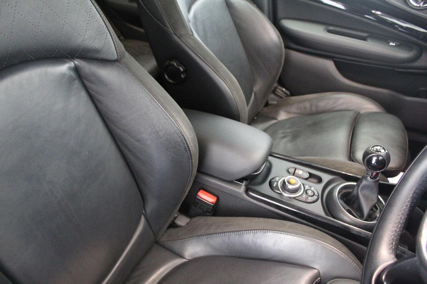 Used MINI Clubman 2015 for sale - 77938031: Photo 41