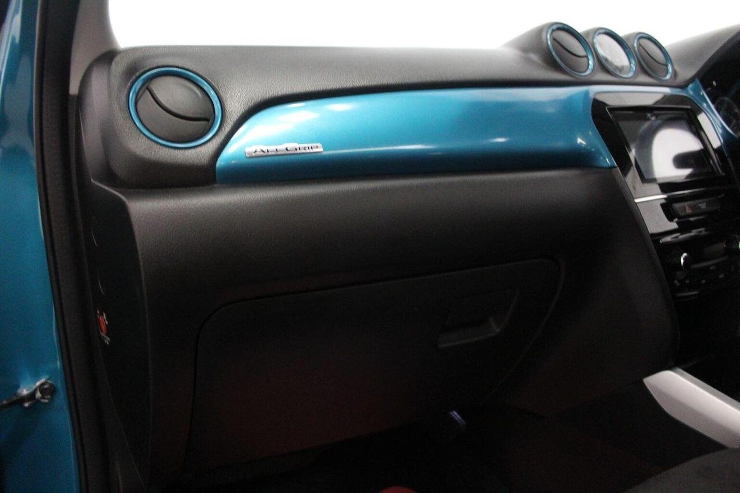Vehicle 33