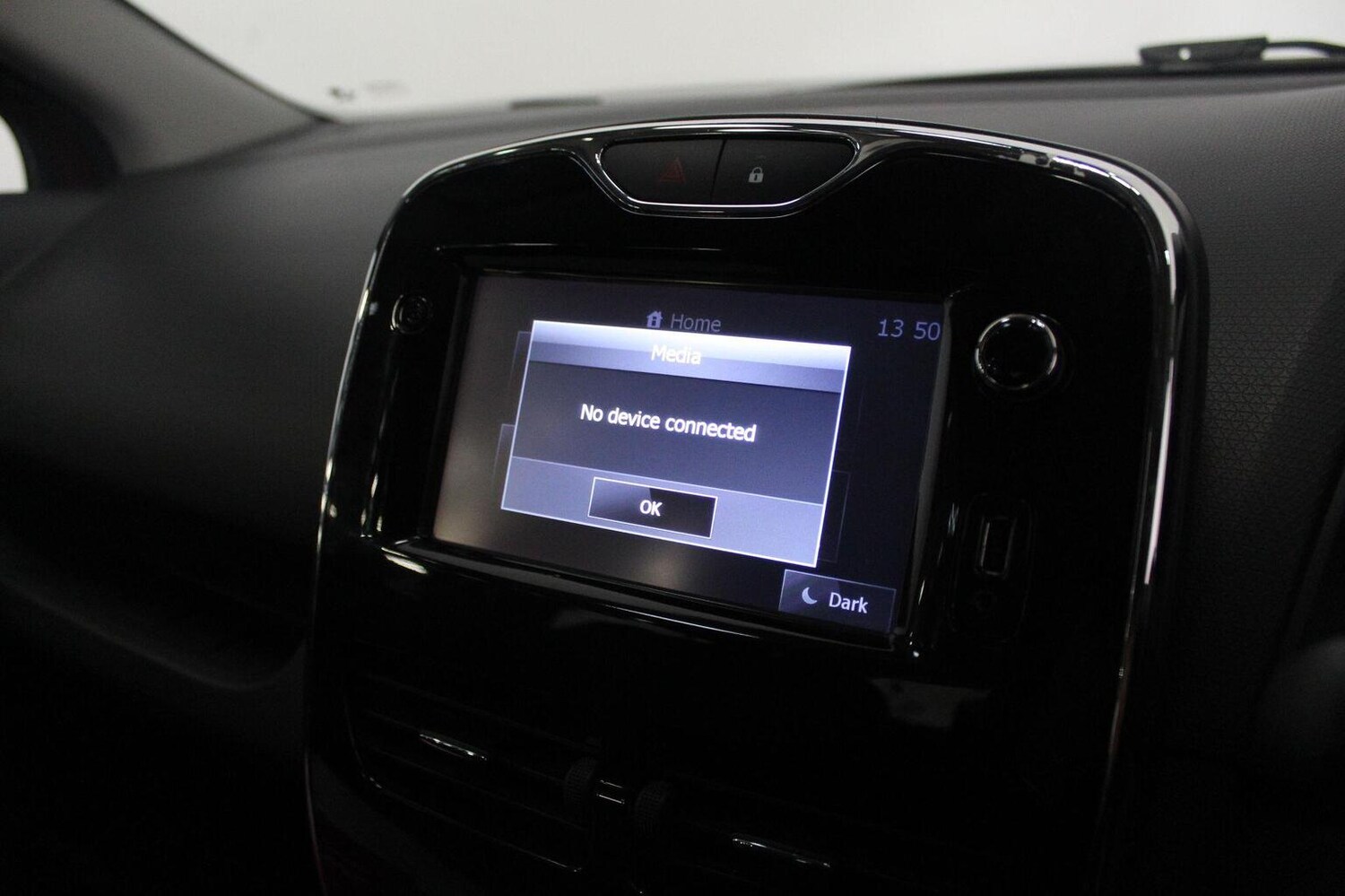 Used Renault Clio 2015 for sale - 78057031: Photo 34