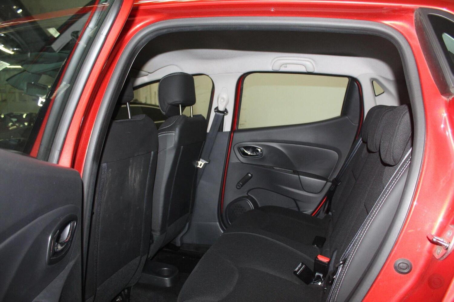 Used Renault Clio 2015 for sale - 78057031: Photo 49