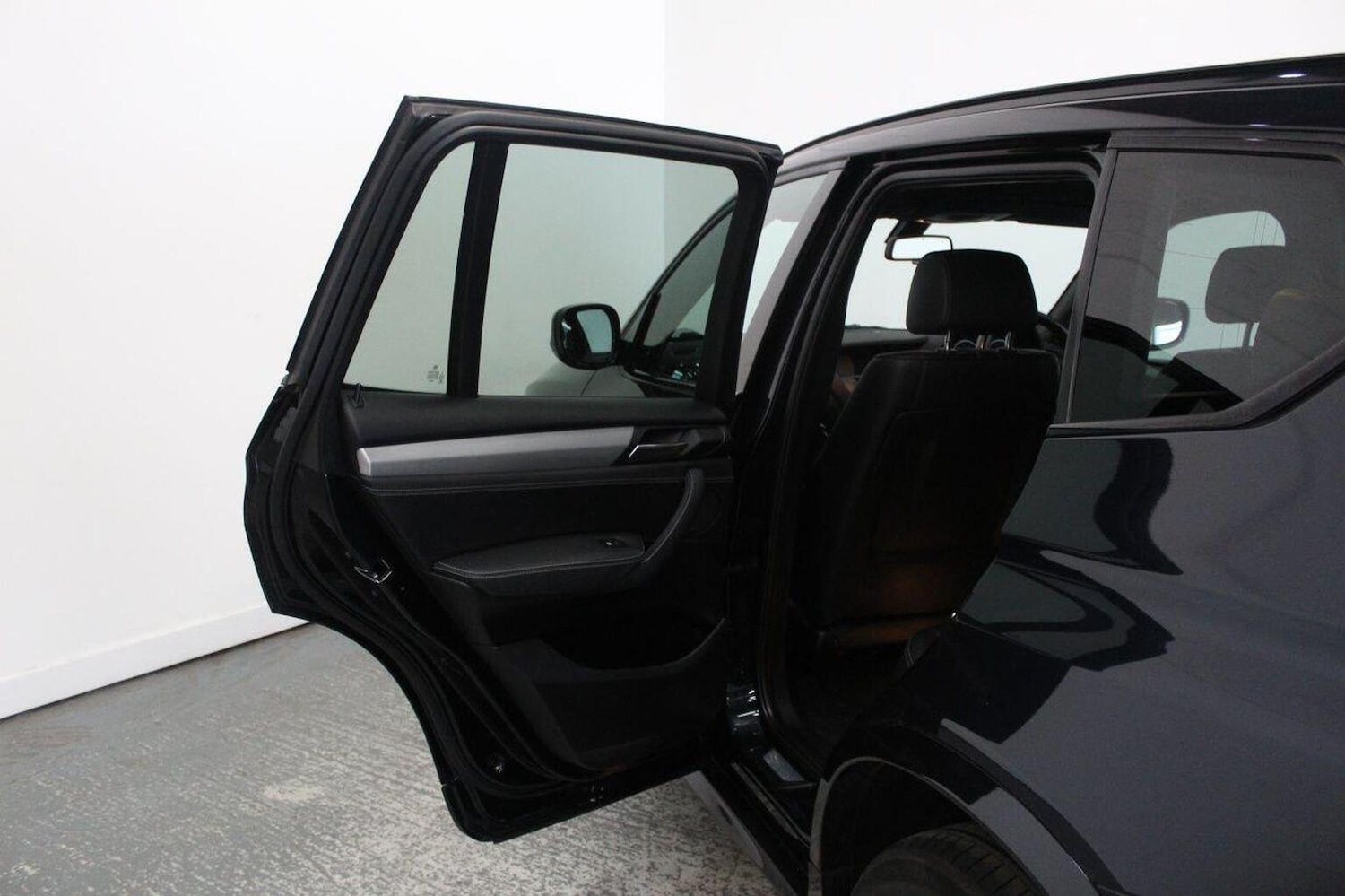 Vehicle 28