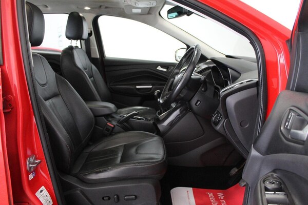 Used Ford Kuga 2015 for sale - 74829977: Photo 31