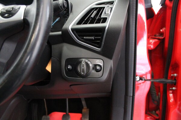 Used Ford Kuga 2015 for sale - 74829977: Photo 49
