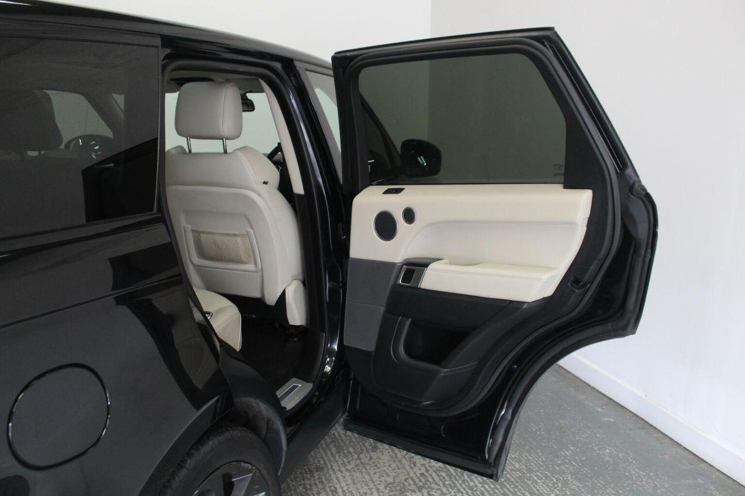 Used Land Rover Range Rover Sport 2015 for sale - 76407515: Photo 29