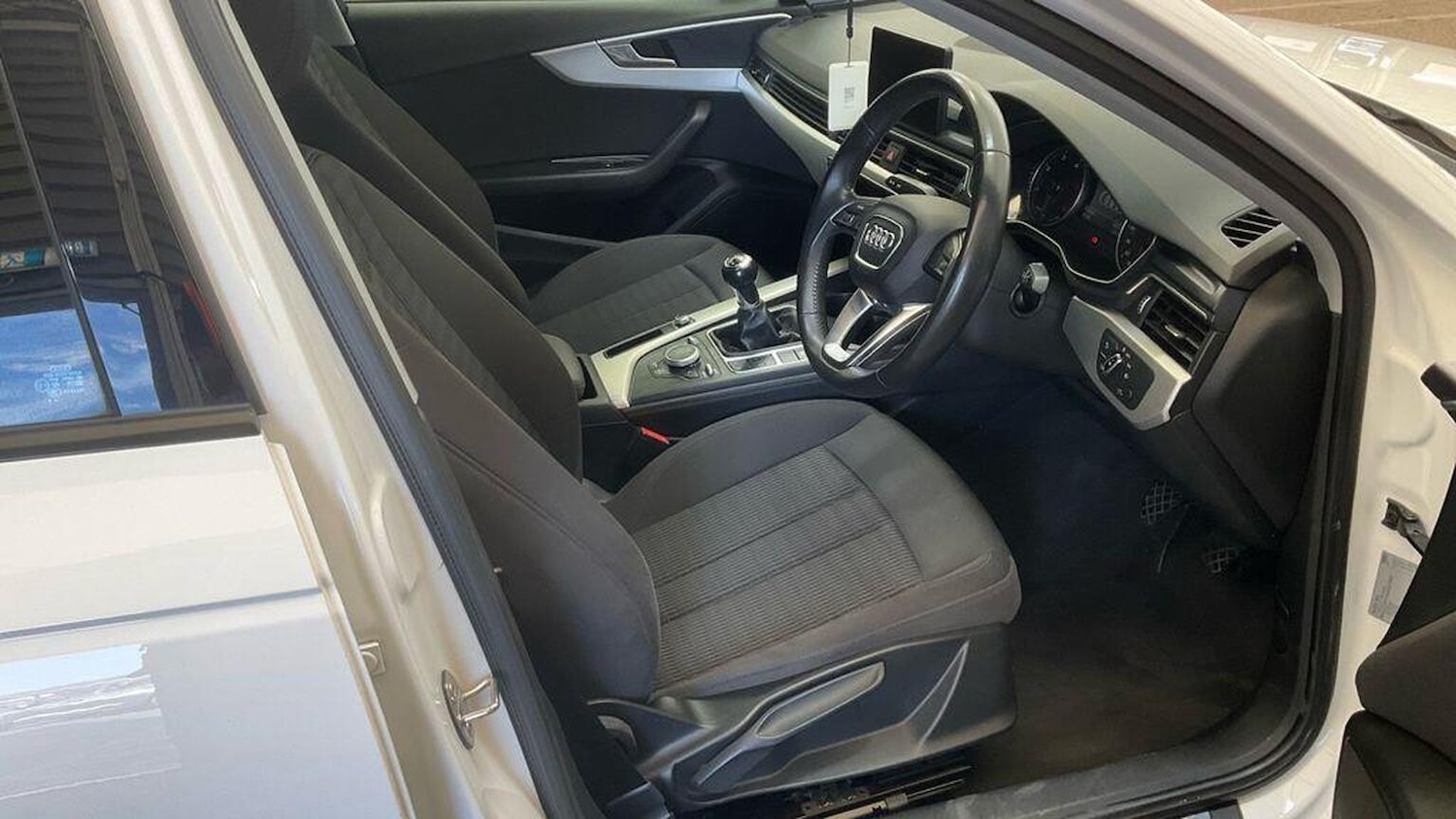 Used Audi A4 2016 for sale - 76924452: Photo 11