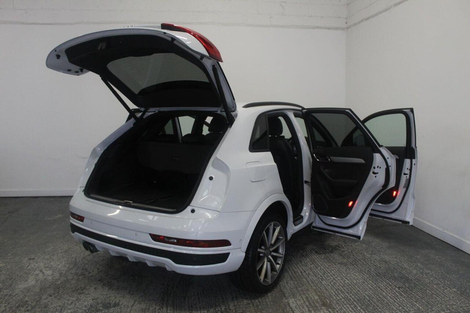 Used Audi Q3 2015 for sale - 77921302: Photo 22