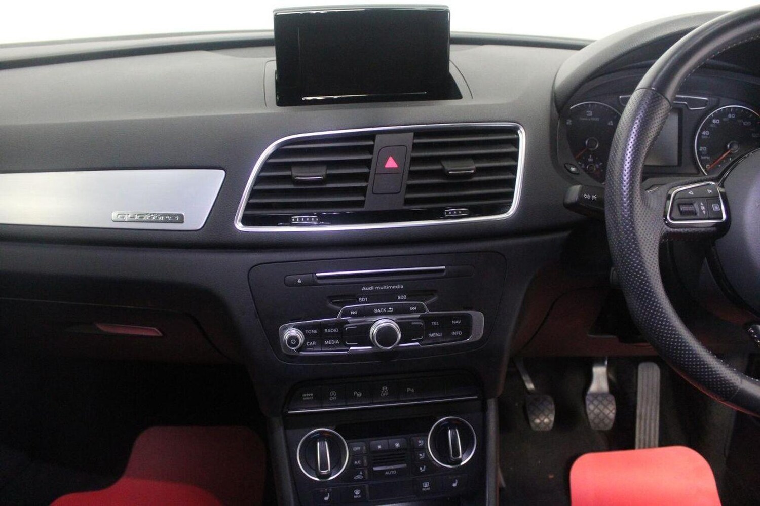 Used Audi Q3 2015 for sale - 77921302: Photo 34