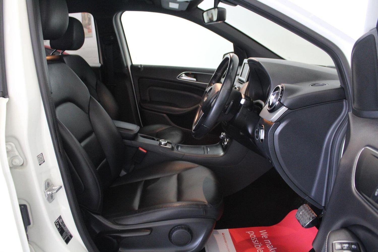 Used Mercedes-Benz B Class 2014 for sale - 76793695: Photo 30