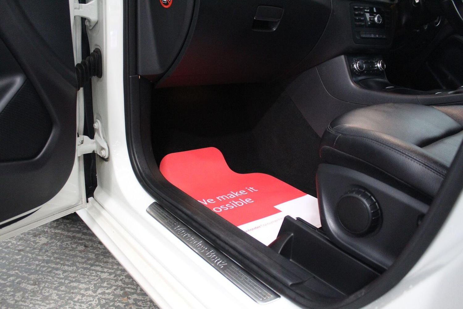 Used Mercedes-Benz B Class 2014 for sale - 76793695: Photo 32