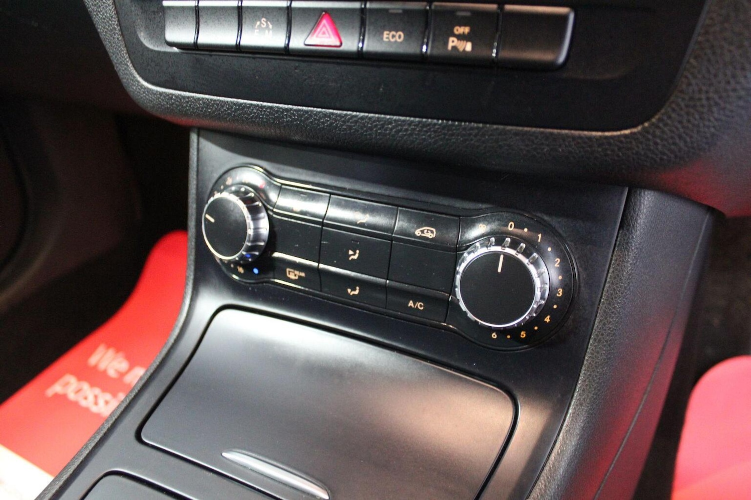 Used Mercedes-Benz B Class 2014 for sale - 76793695: Photo 42