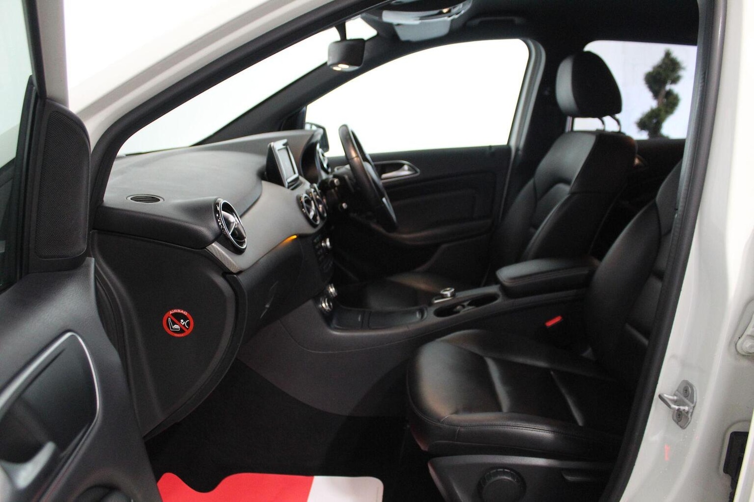 Used Mercedes-Benz B Class 2014 for sale - 76793695: Photo 52