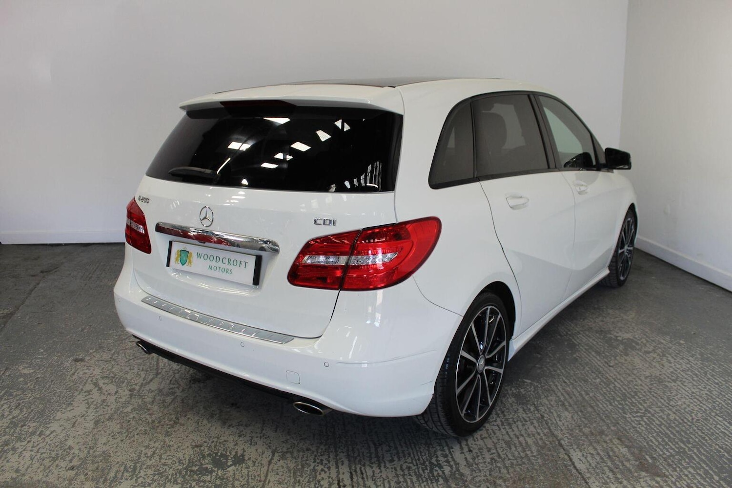 Used Mercedes-Benz B Class 2014 for sale - 76793695: Photo 8