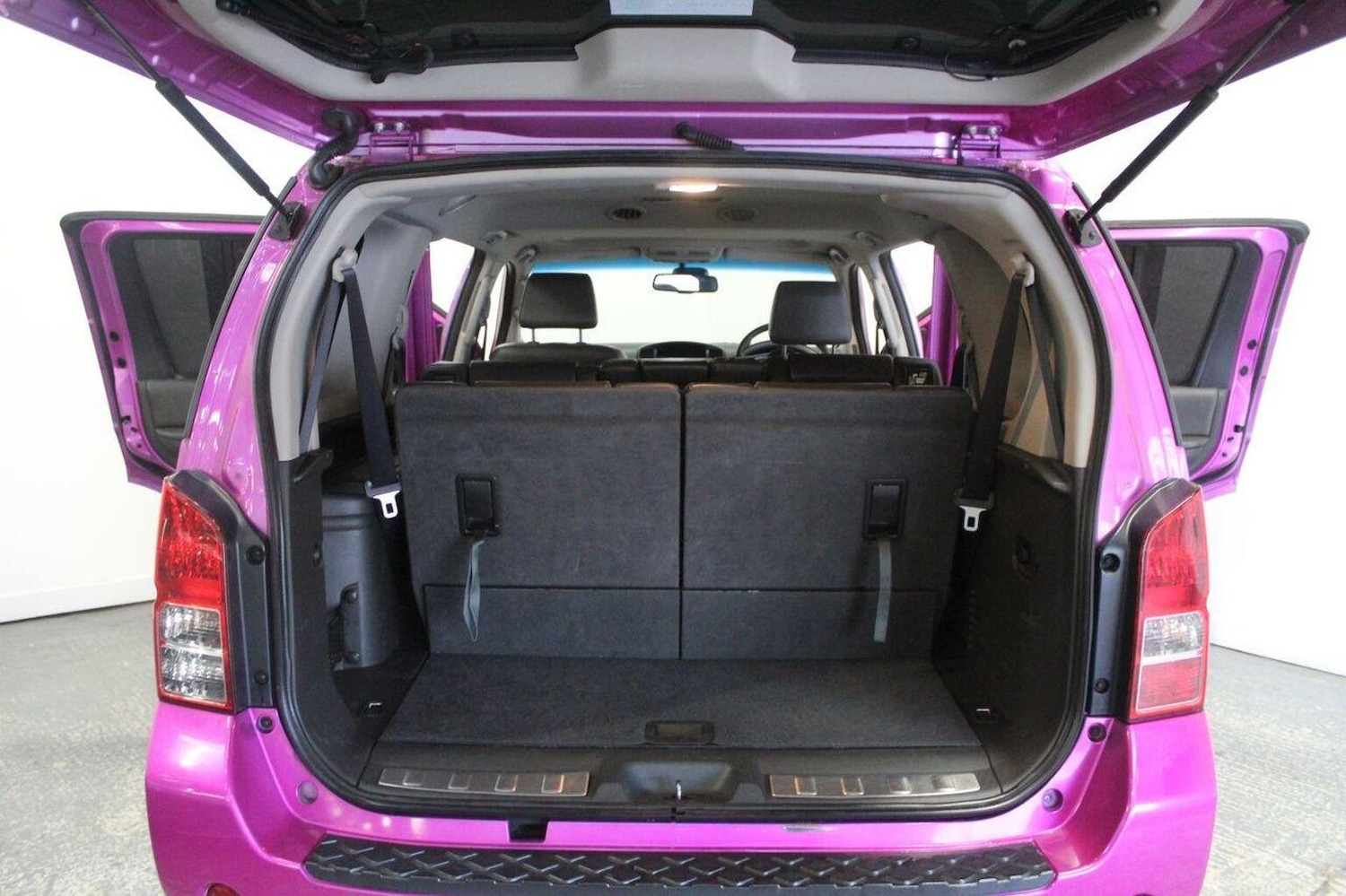 Used Nissan Pathfinder 2013 for sale - 76387306: Photo 21