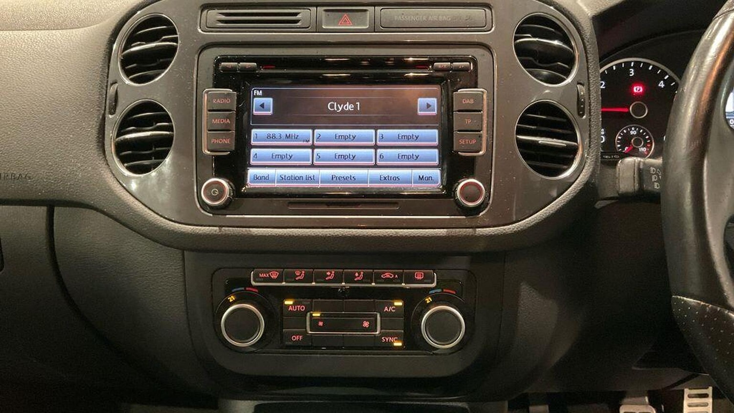 Used Volkswagen Tiguan 2013 for sale - 77189386: Photo 16