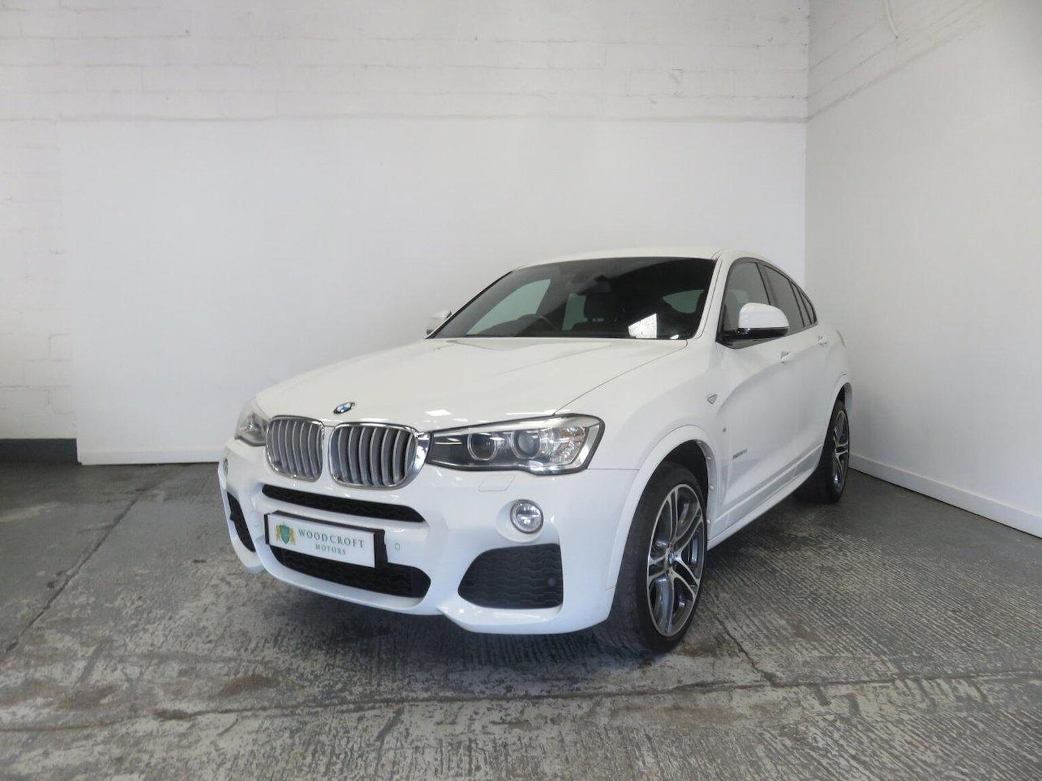 Used BMW X4 2015 for sale - 77938040: Photo 2