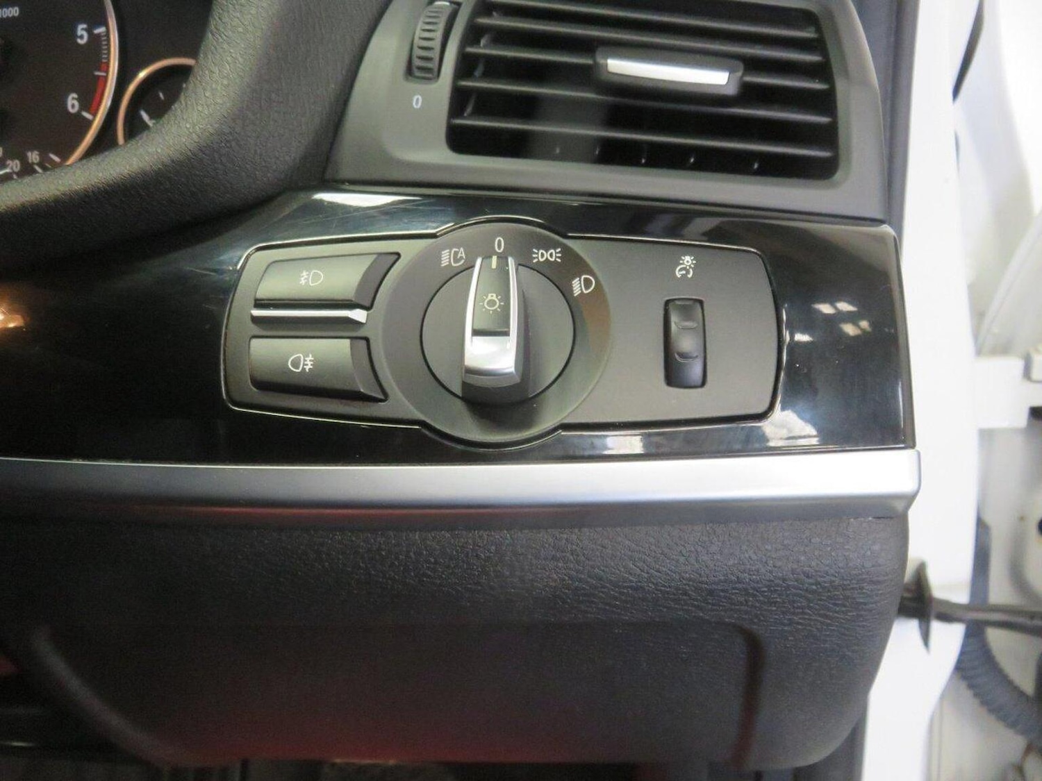 Used BMW X4 2015 for sale - 77938040: Photo 54