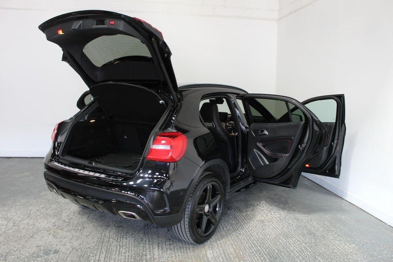 Used Mercedes-Benz GLA 2016 for sale - 76391485: Photo 24