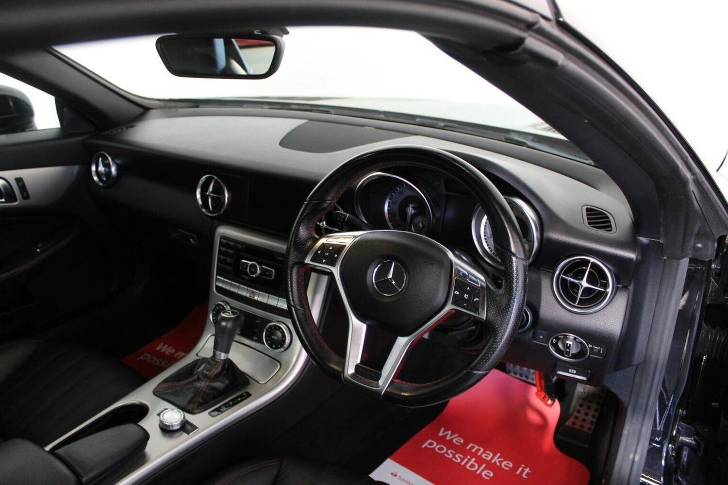 Used Mercedes-Benz SLK 2011 for sale - 76877593: Photo 40