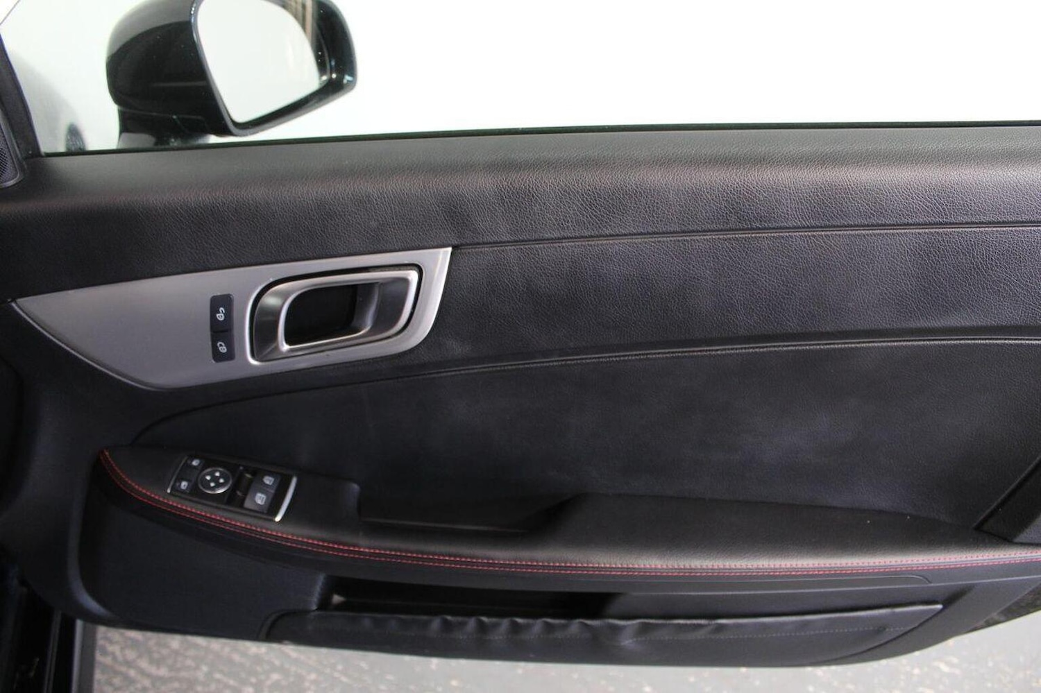 Used Mercedes-Benz SLK 2011 for sale - 76877593: Photo 44