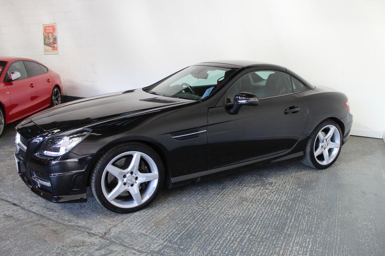 Used Mercedes-Benz SLK 2011 for sale - 76877593: Photo 5