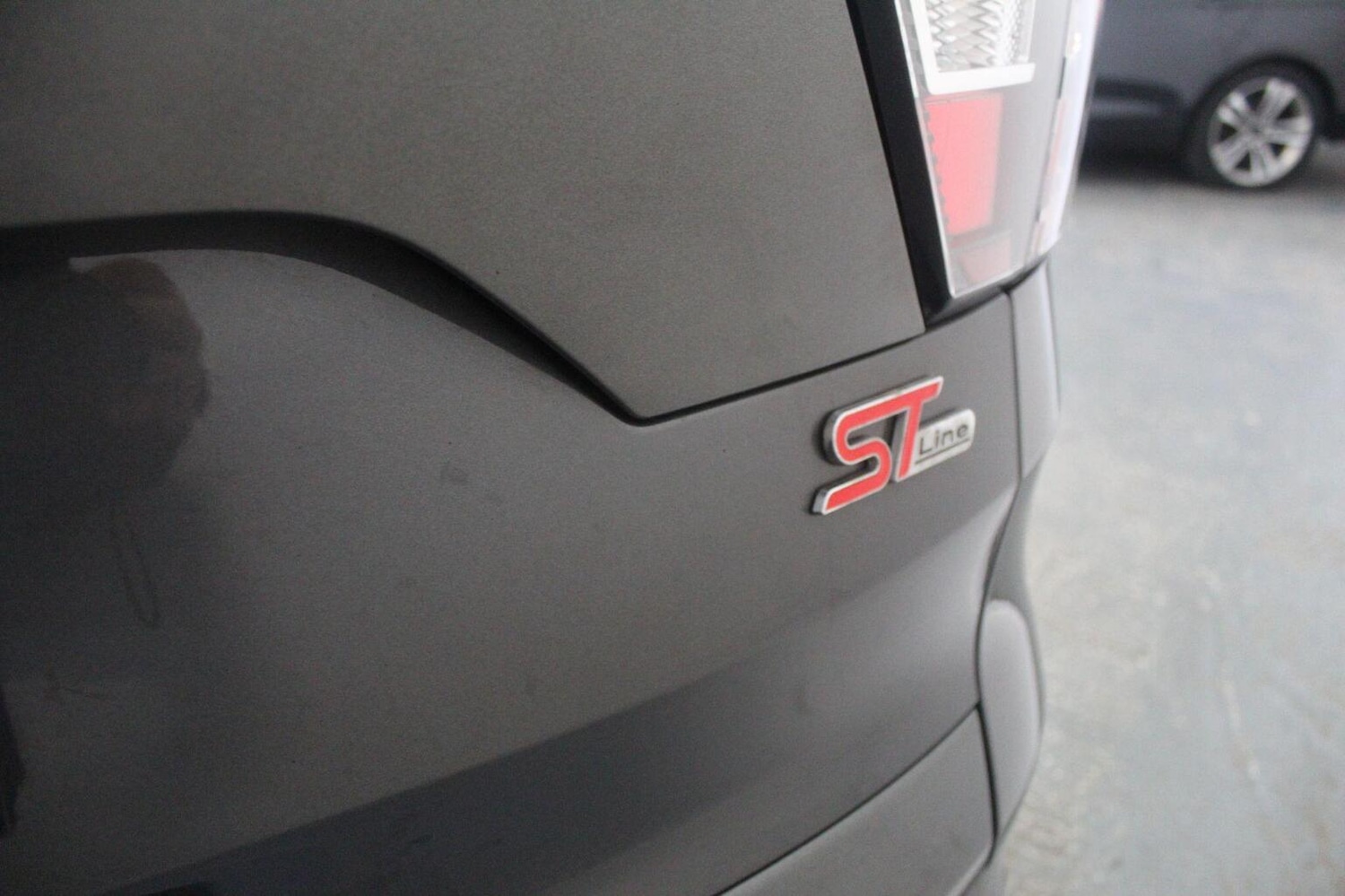 Used Ford Kuga 2017 for sale - 77400032: Photo 17