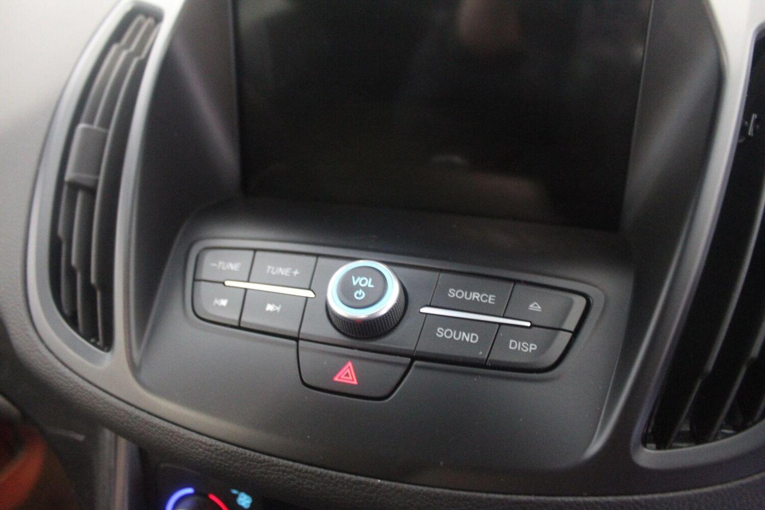 Used Ford Kuga 2017 for sale - 77400032: Photo 42