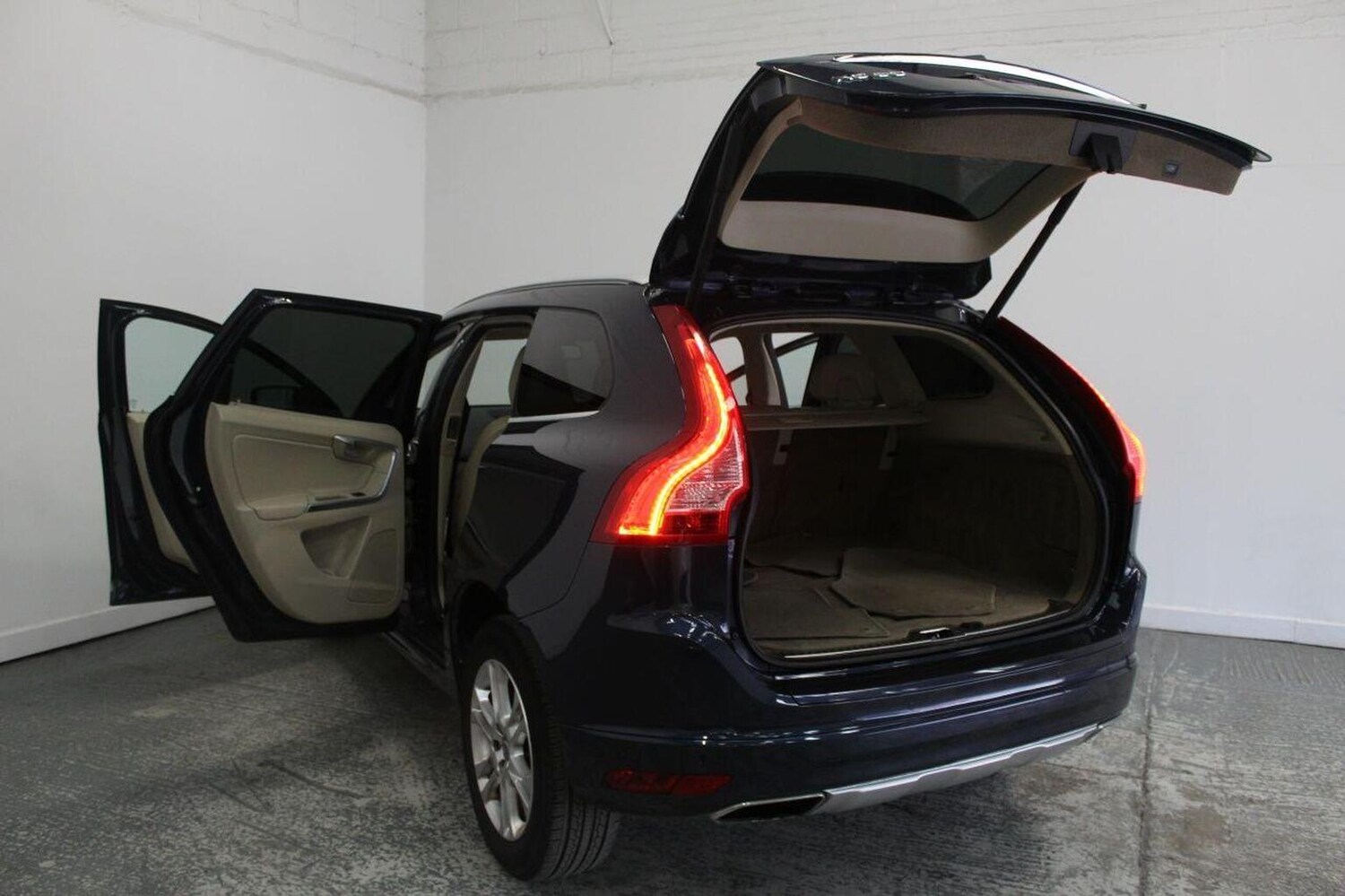 Used Volvo XC60 2014 for sale - 75951566: Photo 20
