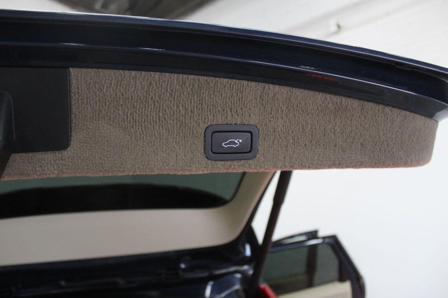 Used Volvo XC60 2014 for sale - 75951566: Photo 24