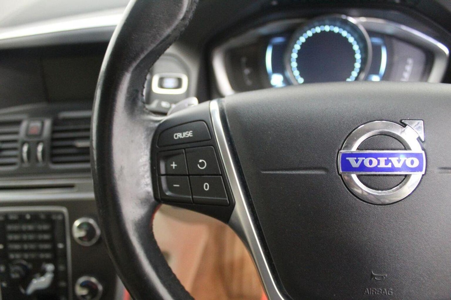 Used Volvo XC60 2014 for sale - 75951566: Photo 43