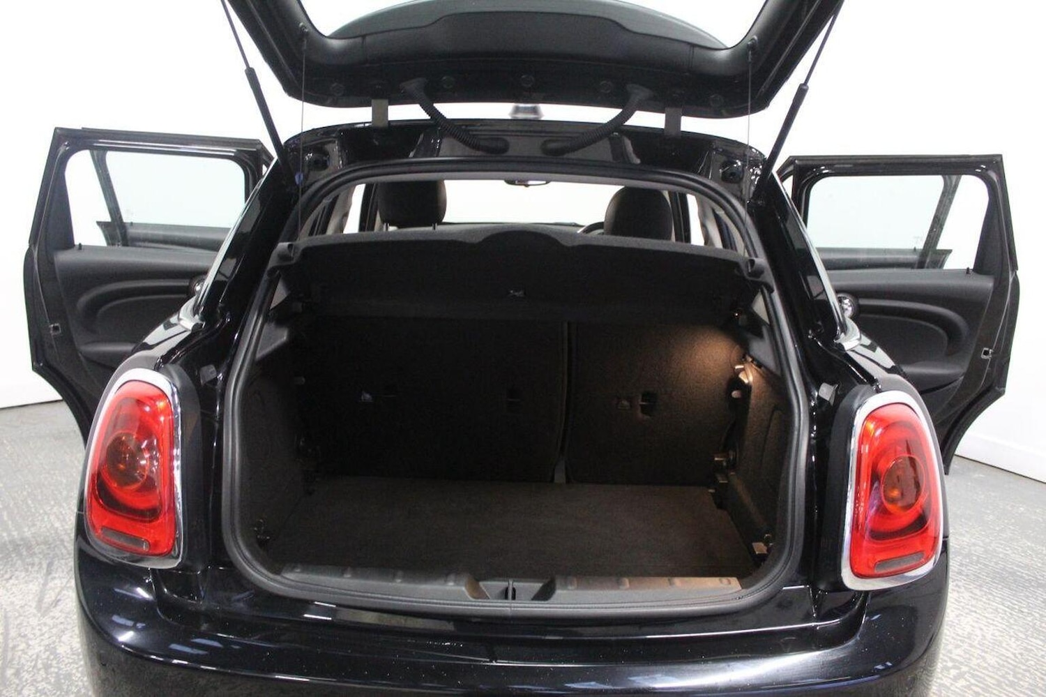 Used MINI Hatch 2018 for sale - 76439975: Photo 20