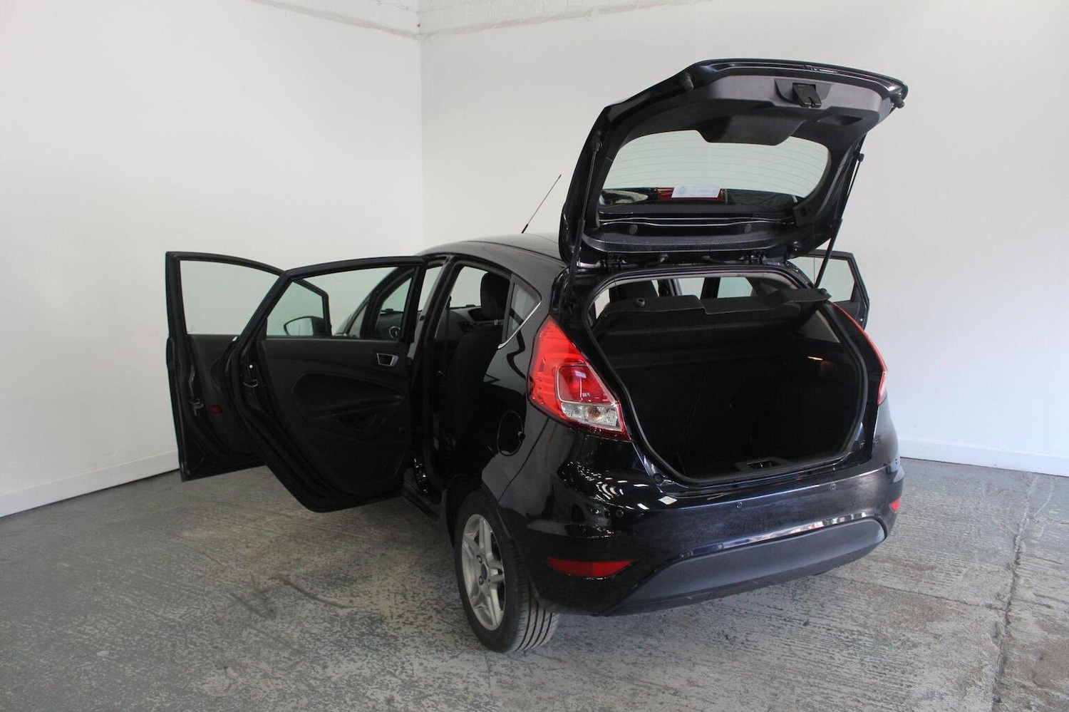 Used Ford Fiesta 2014 for sale - 77937921: Photo 19