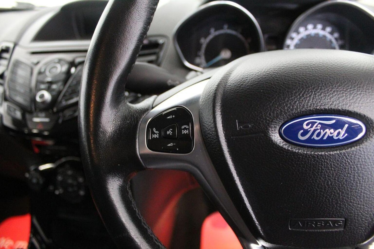 Used Ford Fiesta 2015 for sale - 77140618: Photo 45