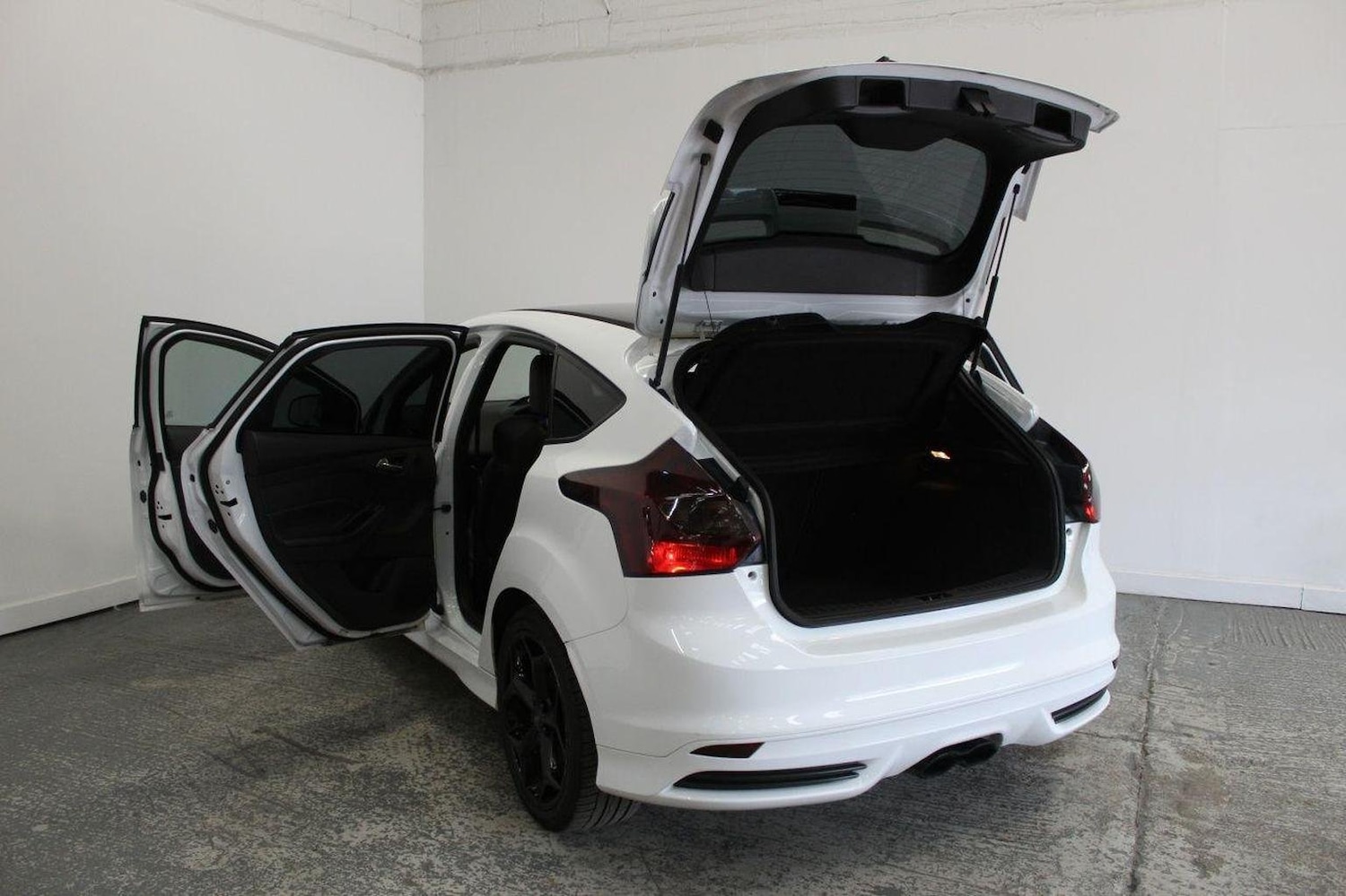 Used Ford Focus 2012 for sale - 76019639: Photo 21