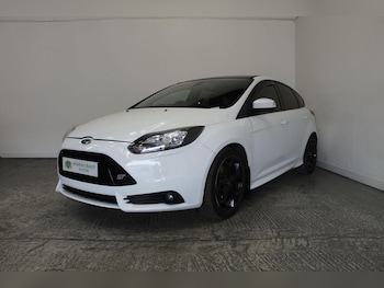 Used Ford Focus 2012 for sale - 76019639: Photo 2