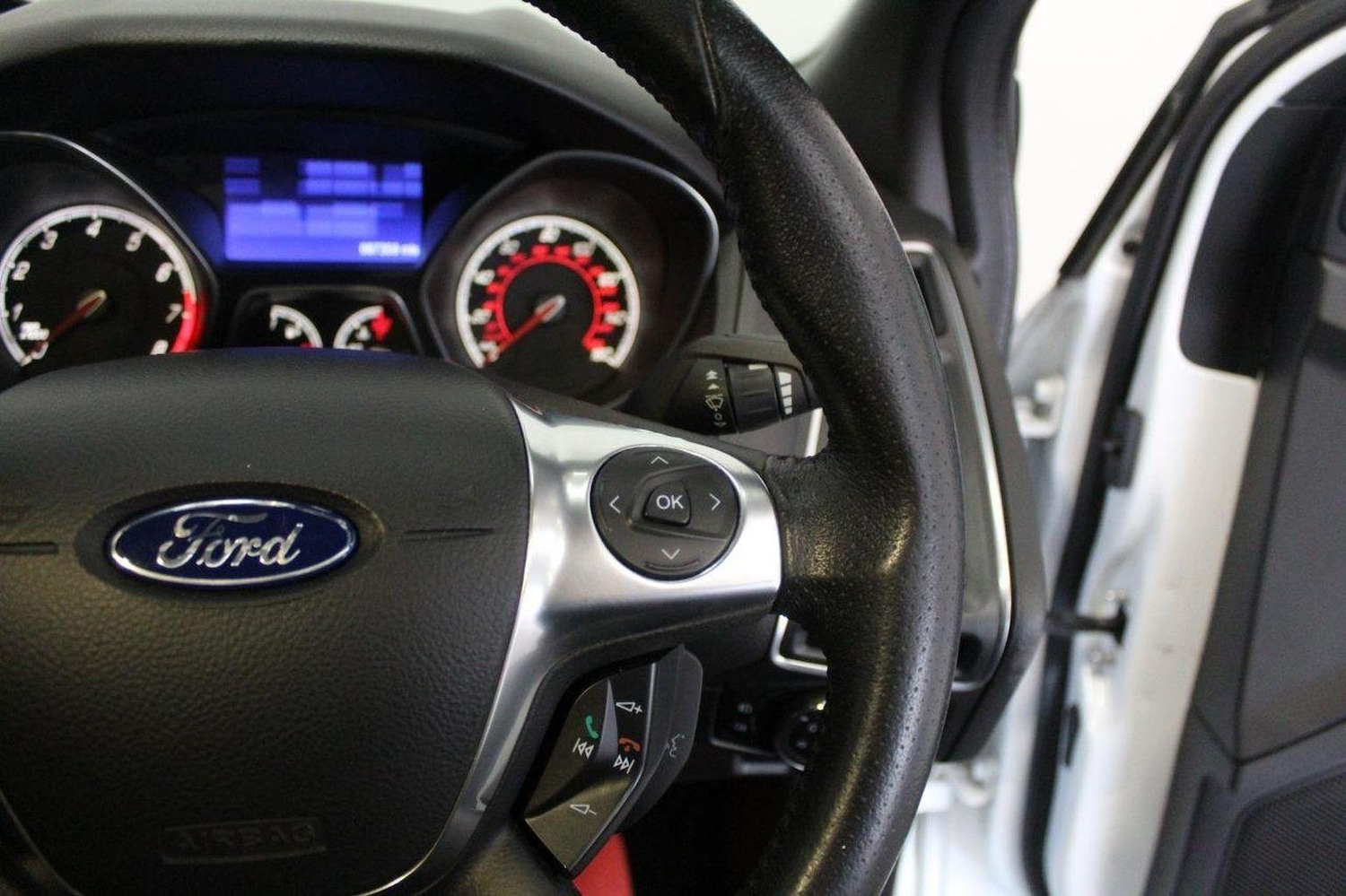 Used Ford Focus 2012 for sale - 76019639: Photo 49