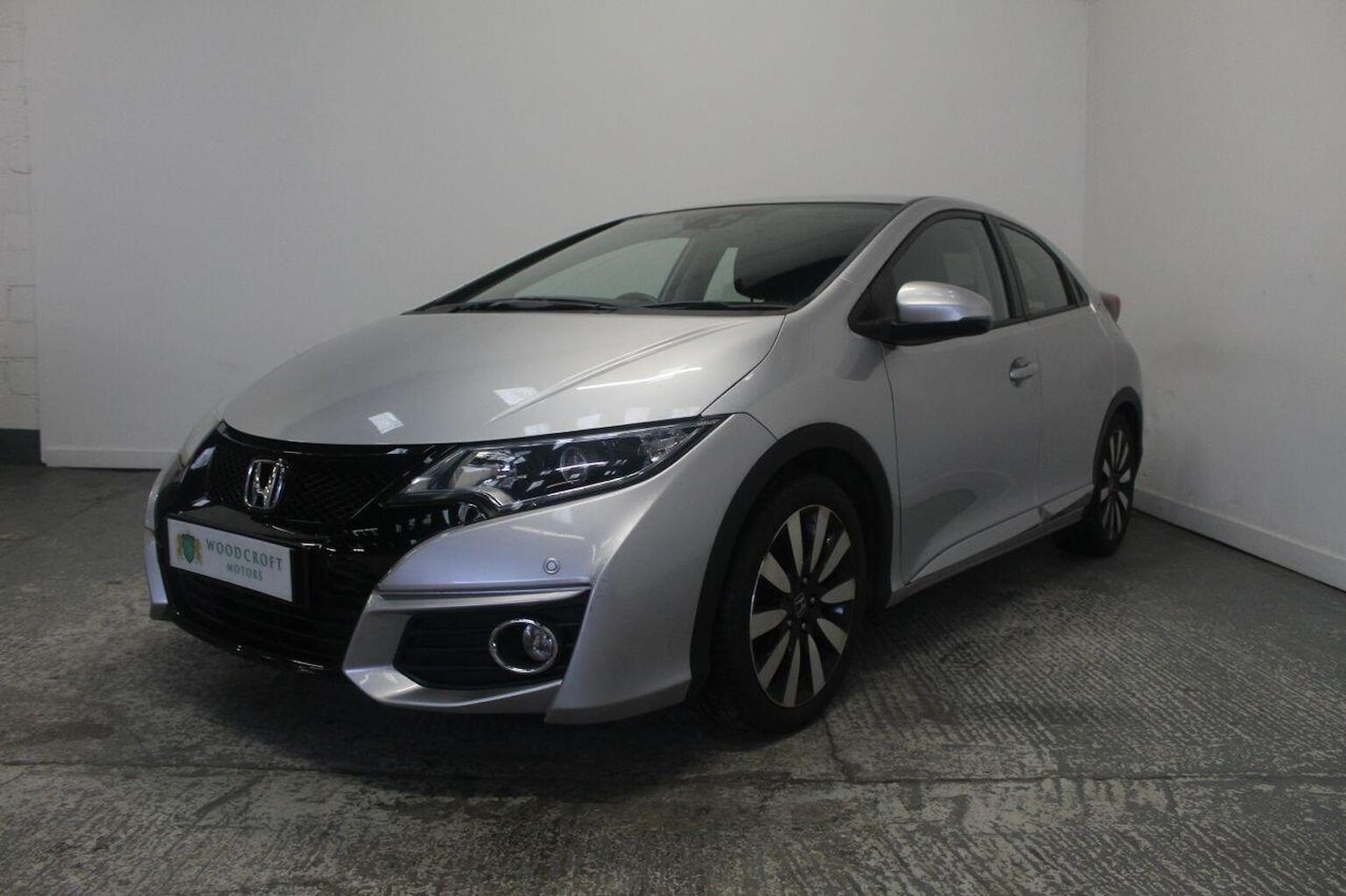 Used Honda Civic 2015 for sale - 77937826: Photo 2