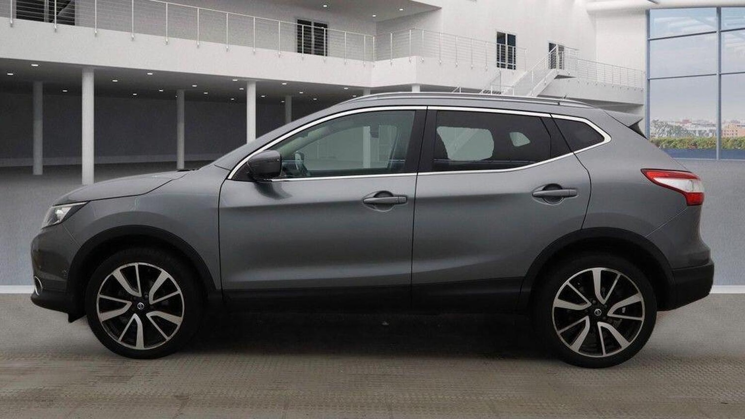 Used Nissan Qashqai 2016 for sale - 77319804: Photo 11