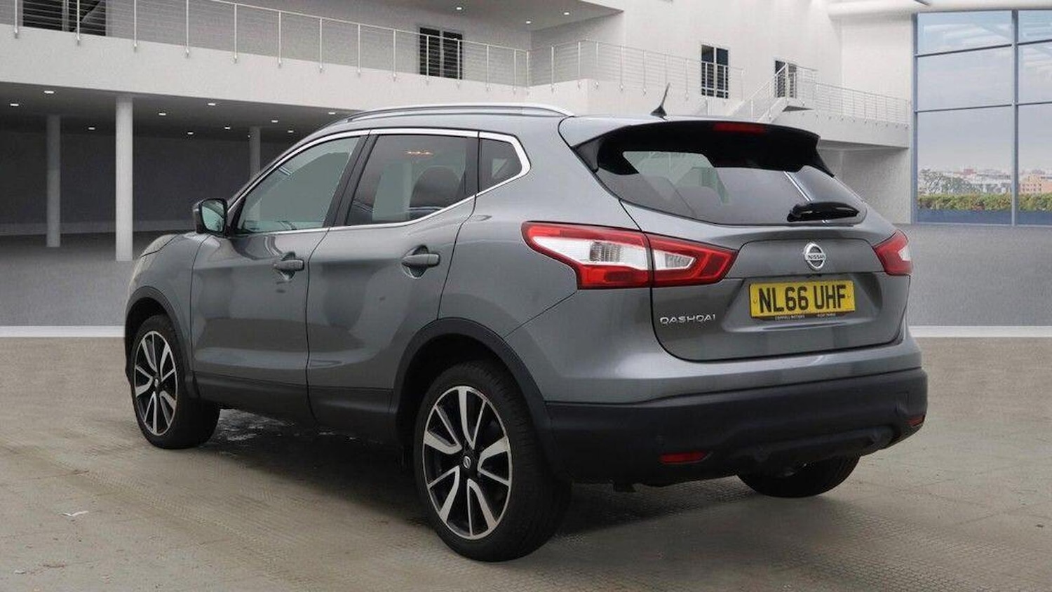 Used Nissan Qashqai 2016 for sale - 77319804: Photo 5